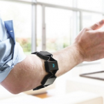  Gesture Control Armband